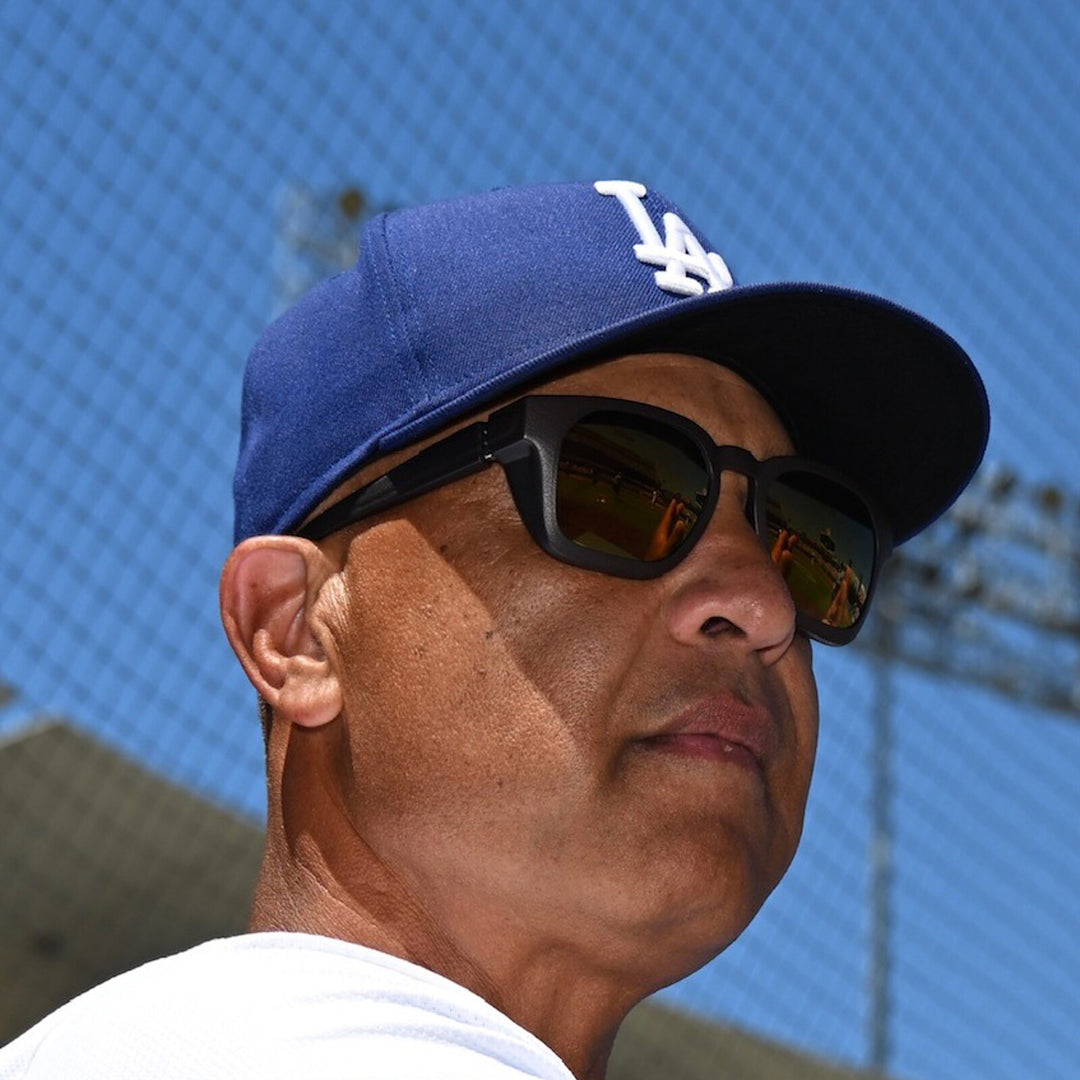 Dave Roberts on the field, wearing basn5 Davenport