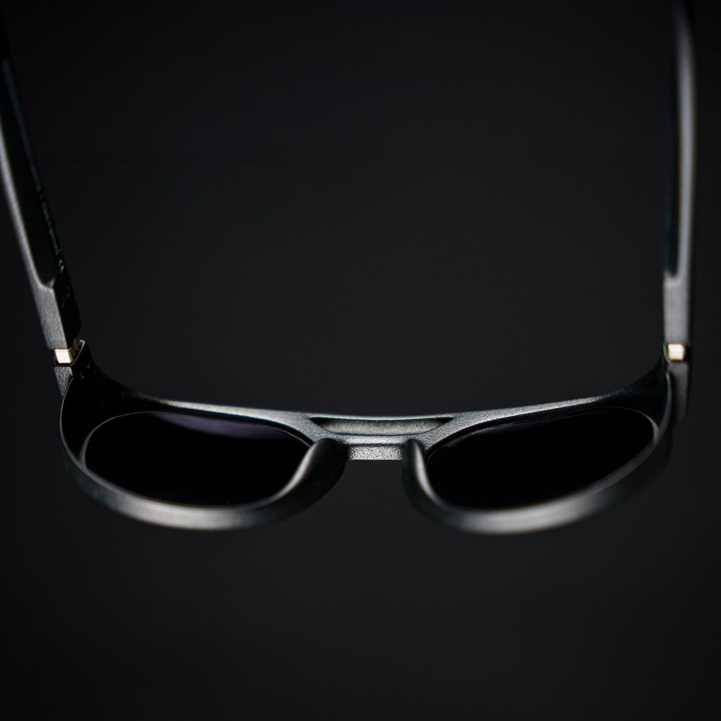 Fort Point — vertical side profile, brow bar contour